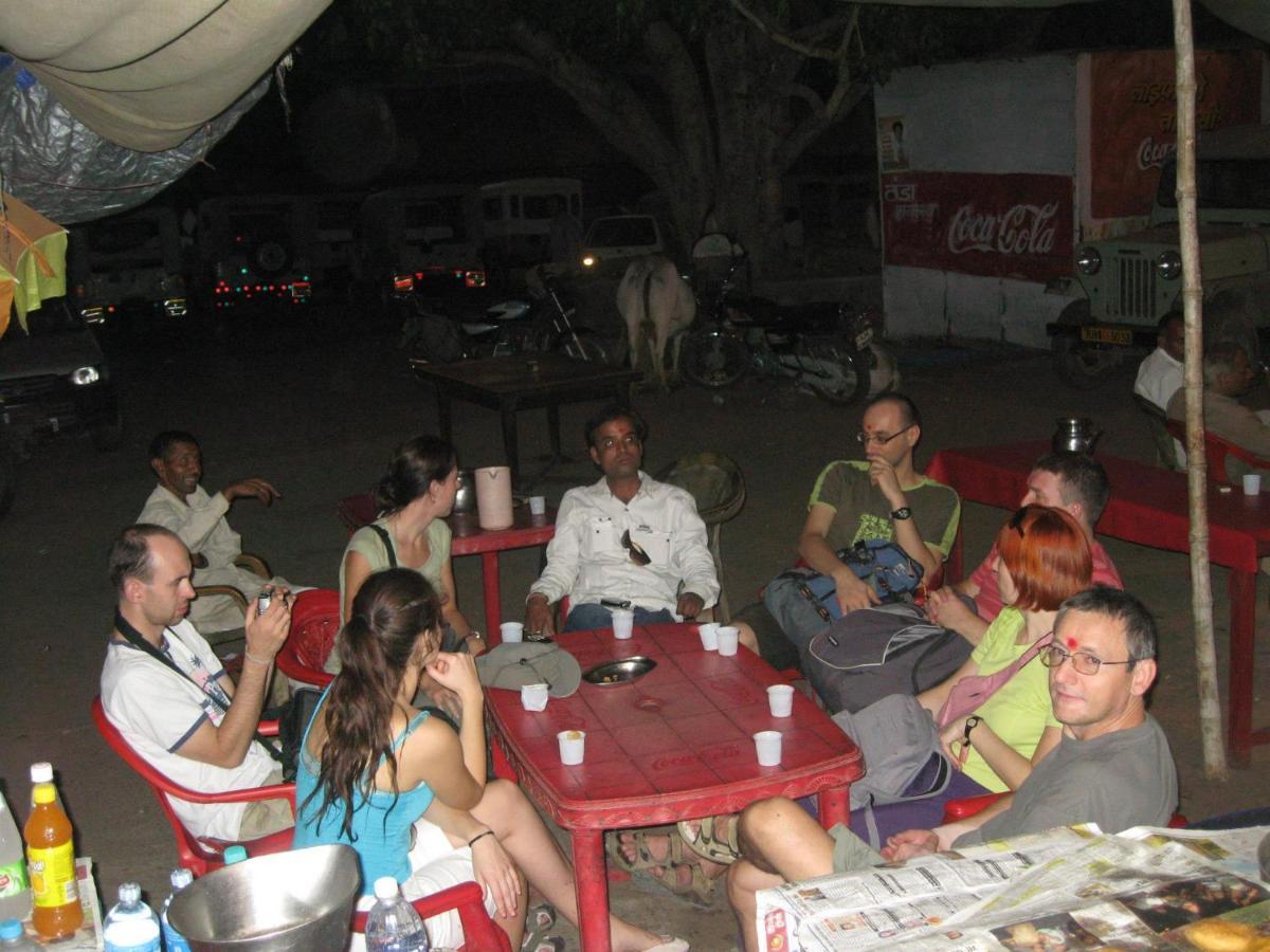 Mother Homestay Jaipur Luaran gambar