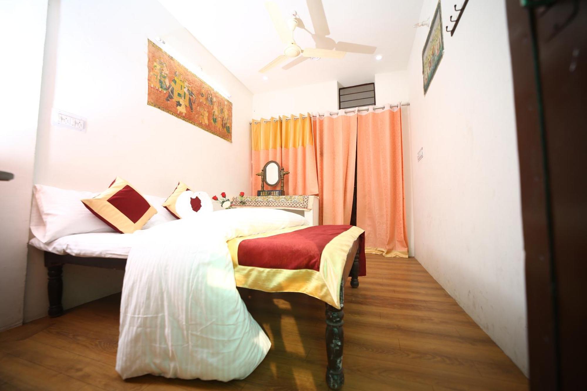 Mother Homestay Jaipur Luaran gambar